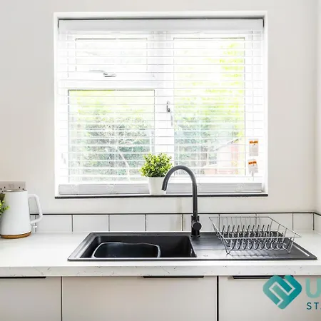 Bright 4-Bed Home - Close To City Hospital, Sherwood, Qmc & Quick Access To Nottingham City Centre Exterior foto