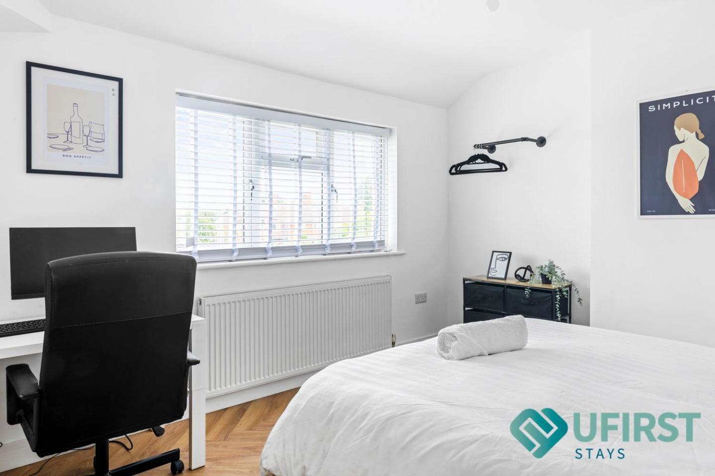 Bright 4-Bed Home - Close To City Hospital, Sherwood, Qmc & Quick Access To Nottingham City Centre * Nottingham