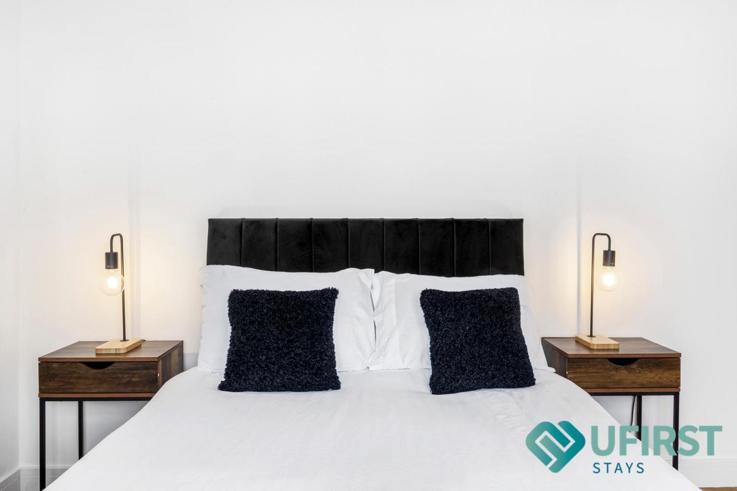 Bright 4-Bed Home - Close To City Hospital, Sherwood, Qmc & Quick Access To Nottingham City Centre Apartment