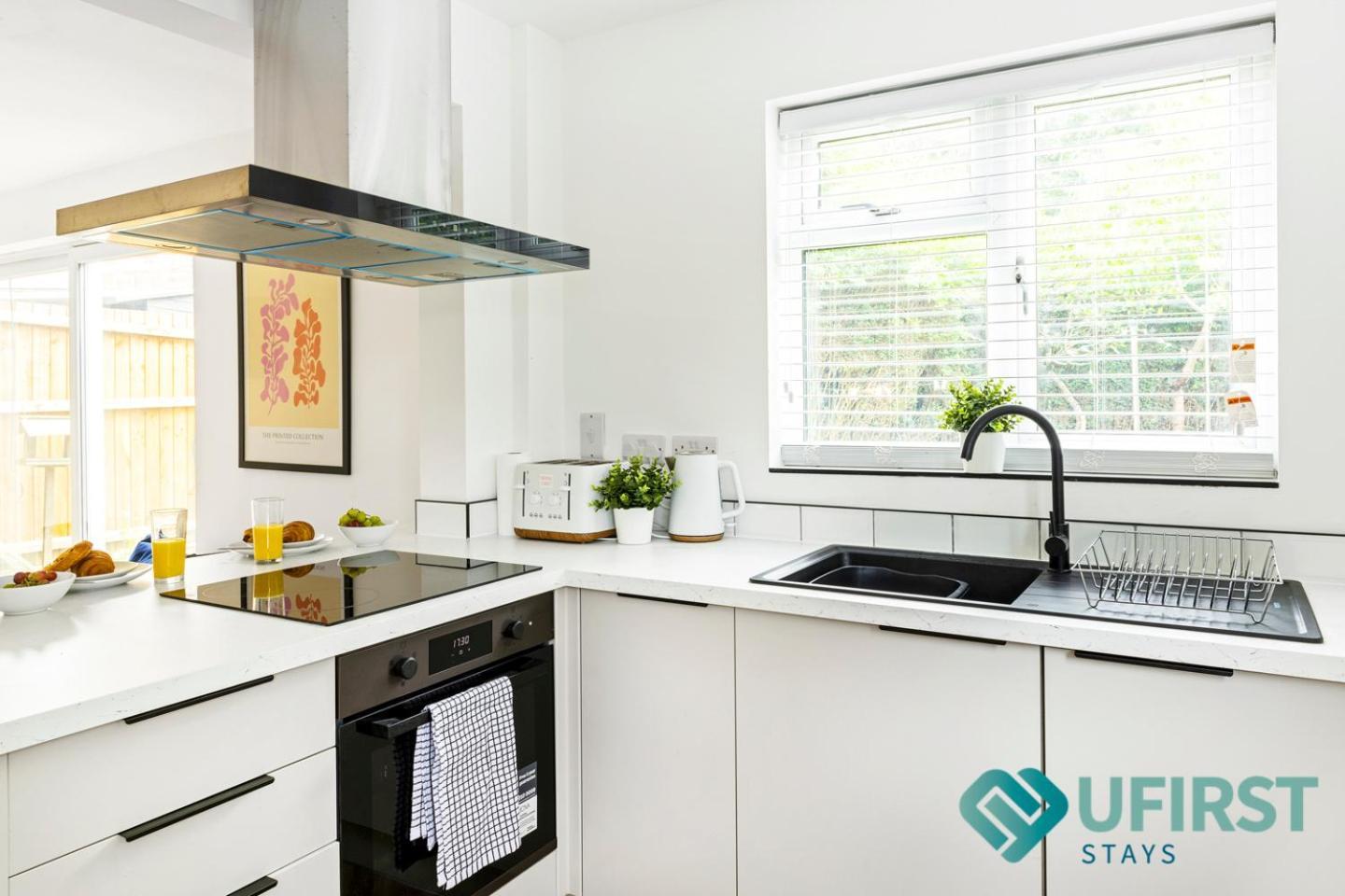 Bright 4-Bed Home - Close To City Hospital, Sherwood, Qmc & Quick Access To Nottingham City Centre Apartment Nottingham